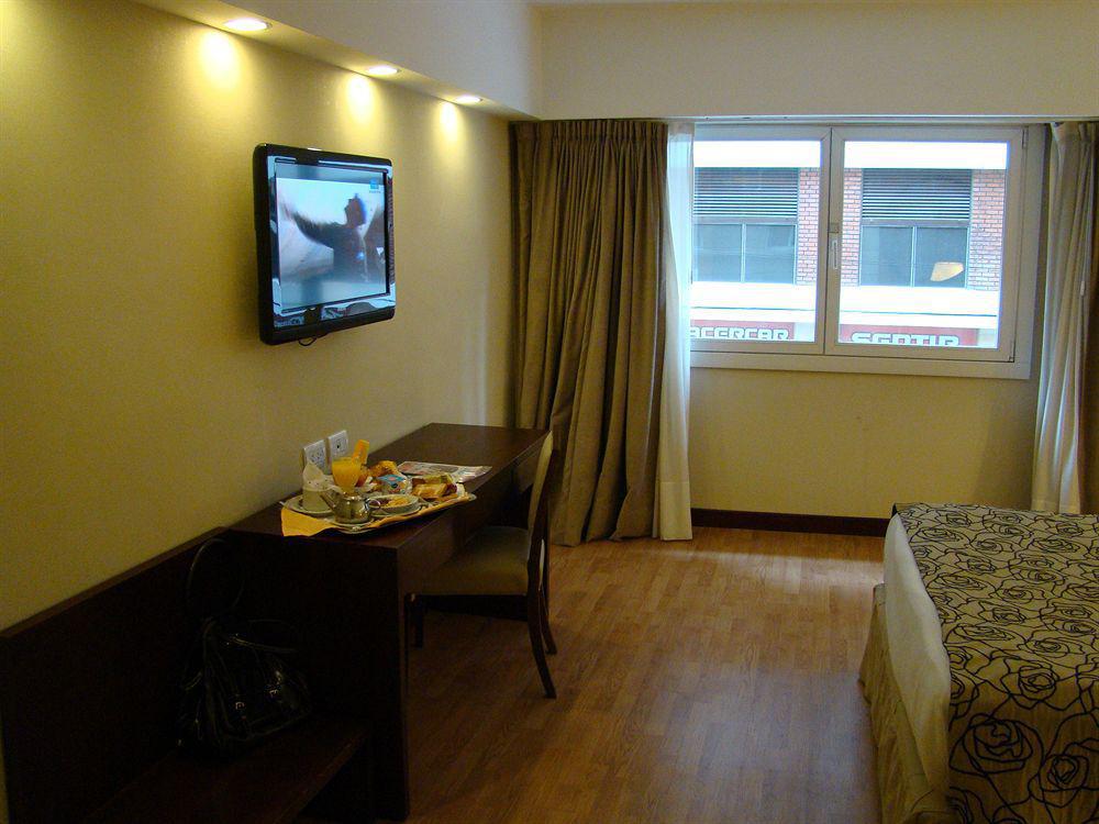 Cyan Hotel De Las Americas Buenos Aires Exteriör bild